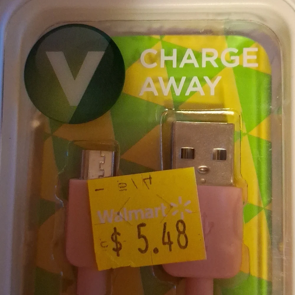 NIB Vivitar pink micro USB cable